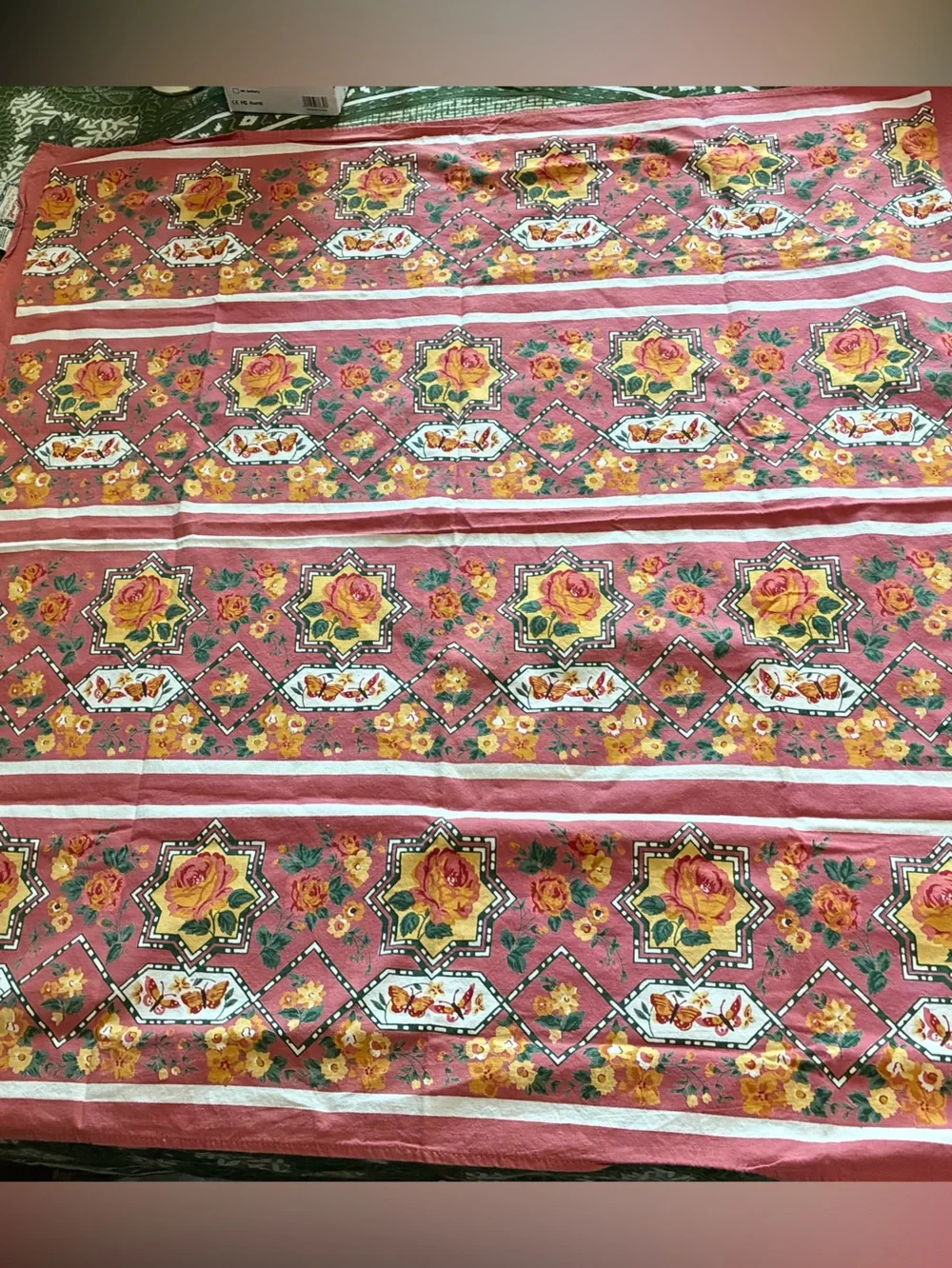 Vintage ‘93 April Cornell 36x34” Tablecloth. This vintage fabric is the 